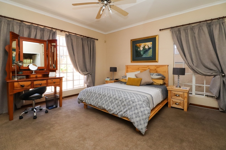 3 Bedroom Property for Sale in Flimieda North West